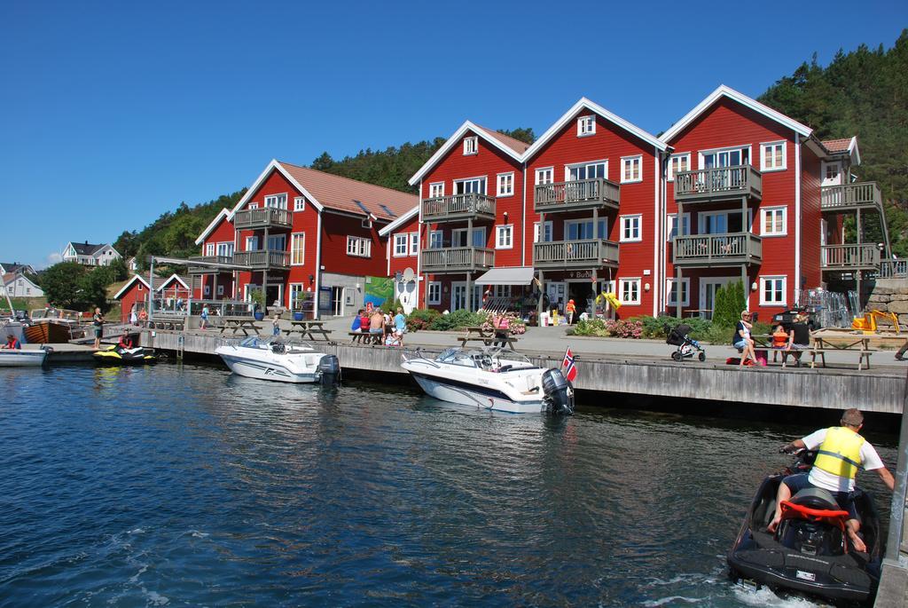 Tregde Ferie Hotel Mandal Exterior photo